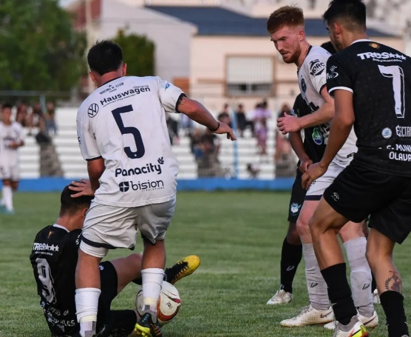 Racing se meti en la final de los playoffs